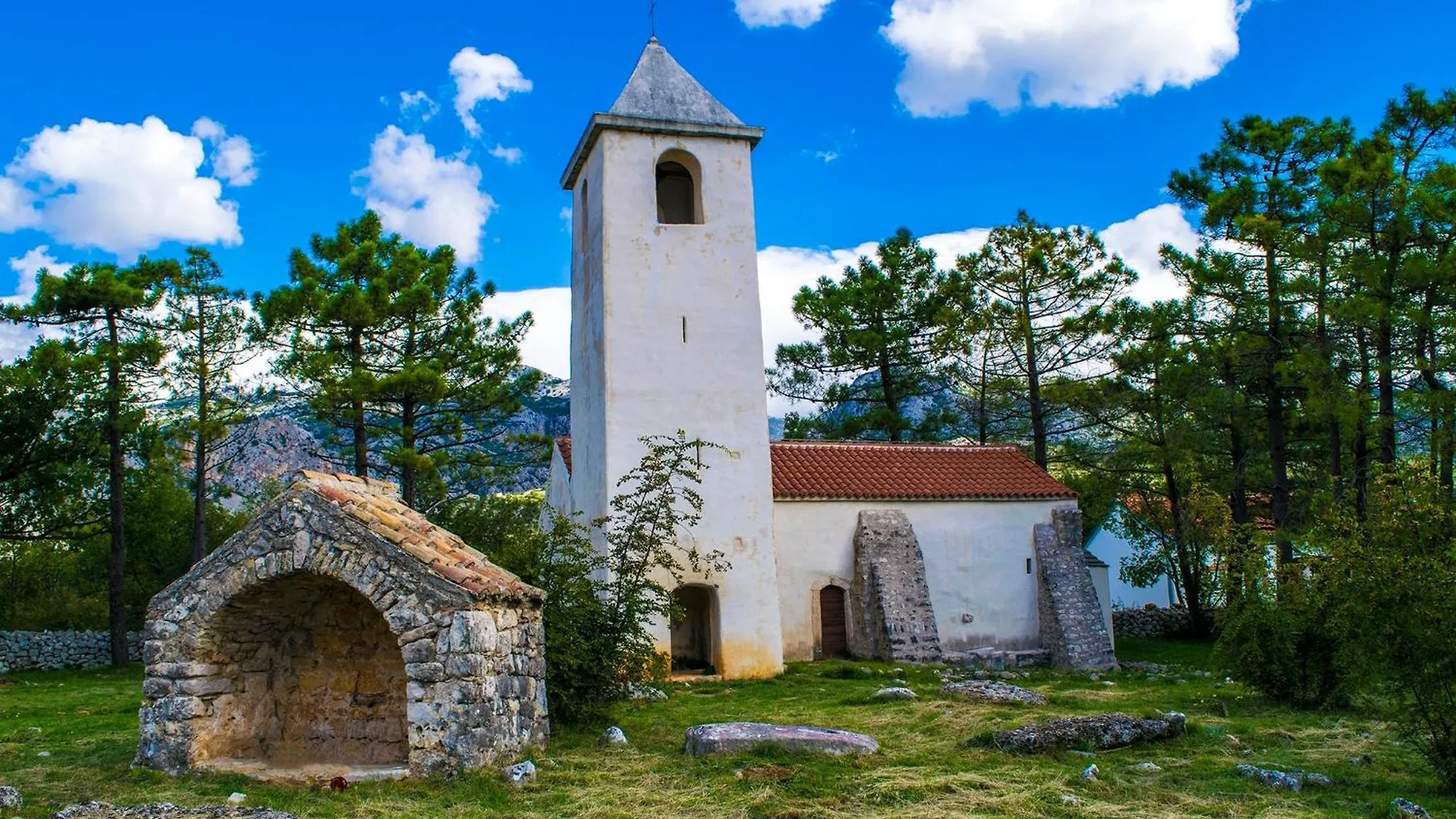 Apartmani Lucija Starigrad Paklenica Croatia